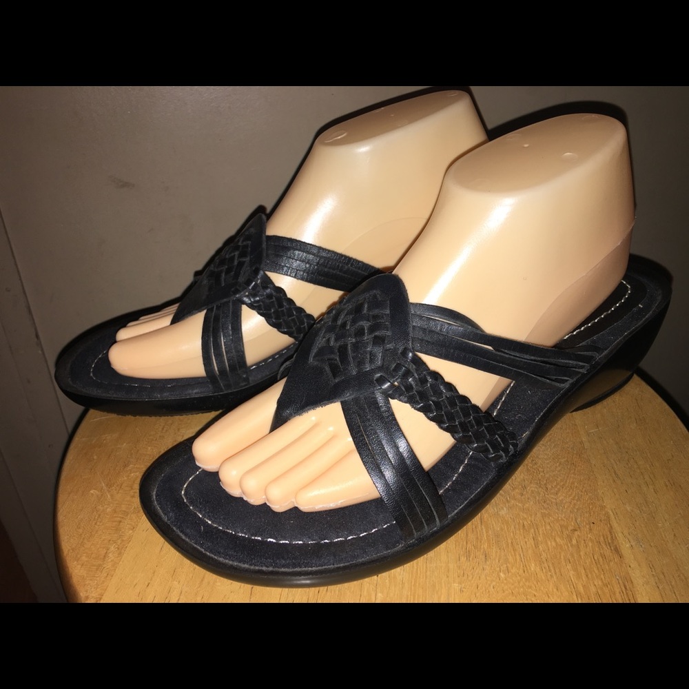 Bass Sonoma black leather sandals 9.5